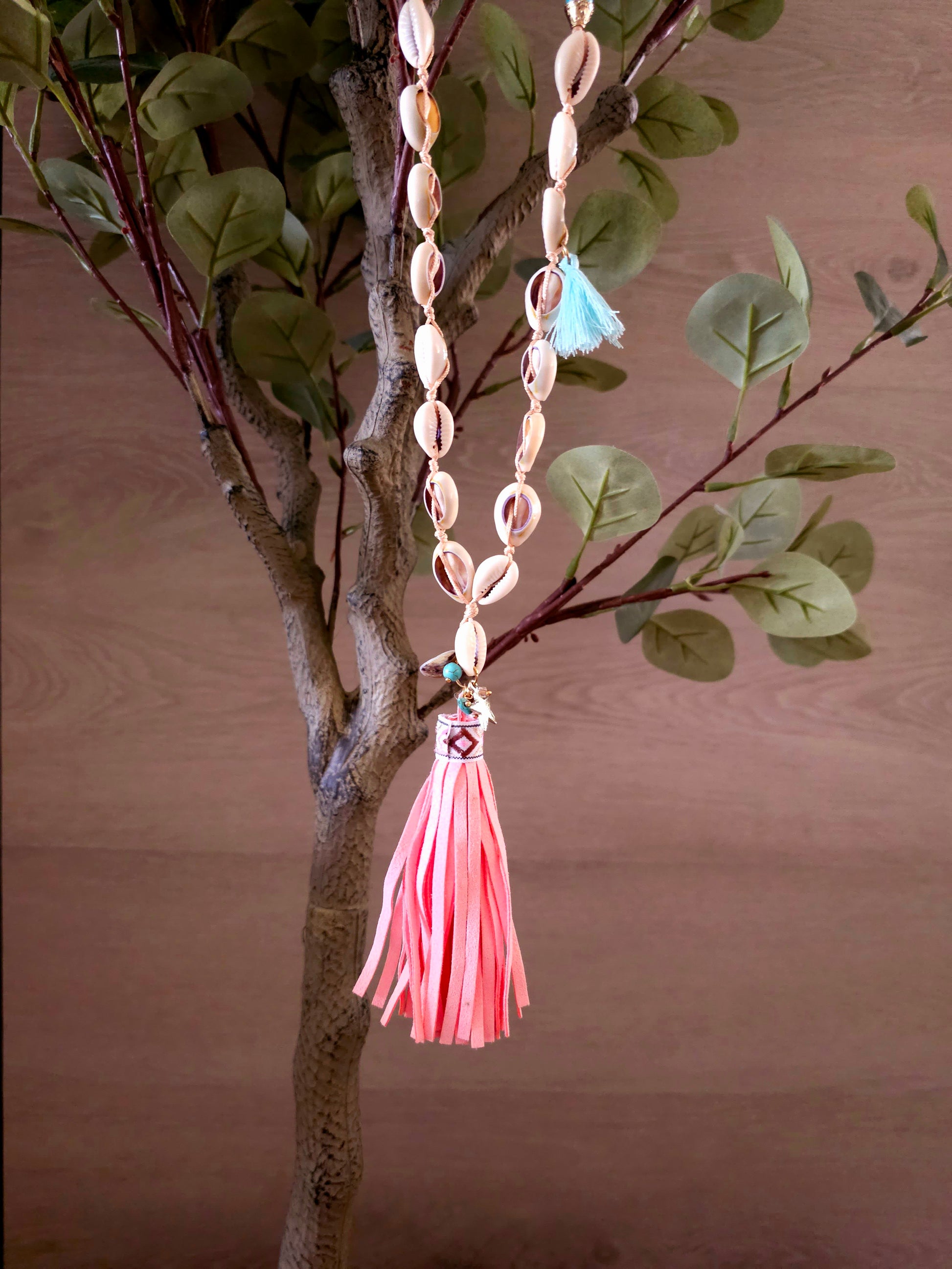 Coastal Dream Necklace with Shells and Wooden Beads