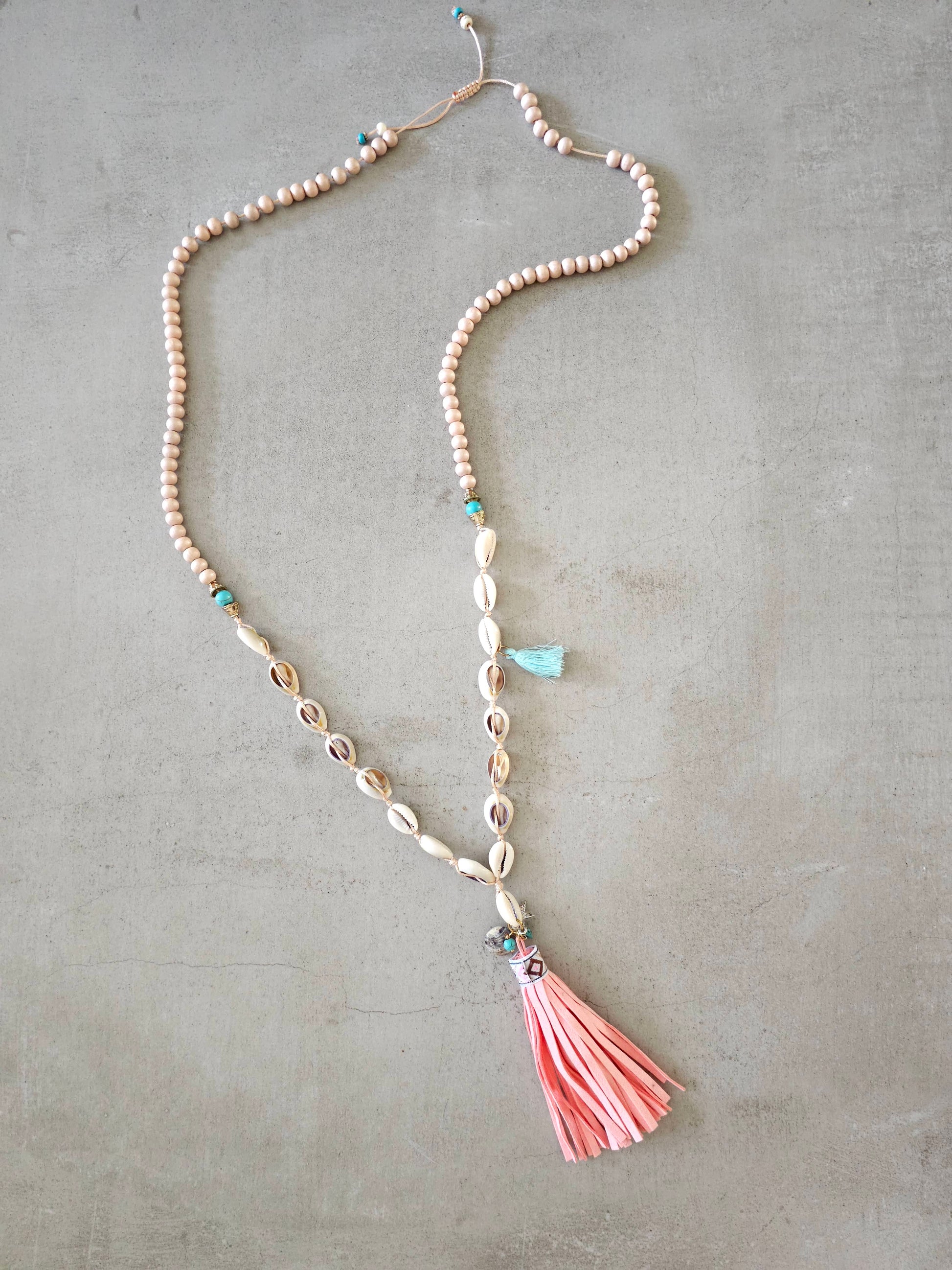Coastal Dream Necklace with Shells and Wooden Beads