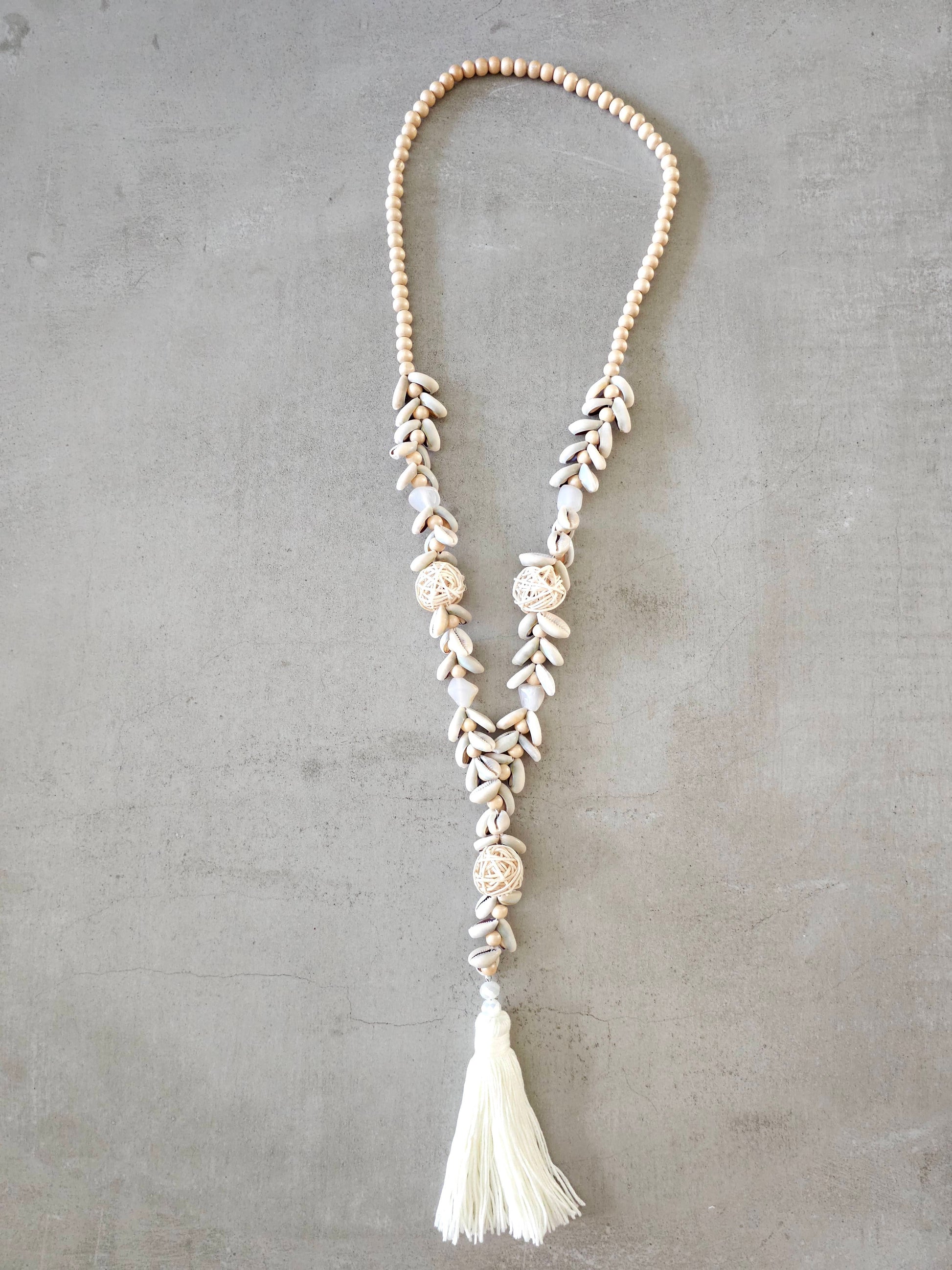 White Sands Necklace with Seashells and Tassel