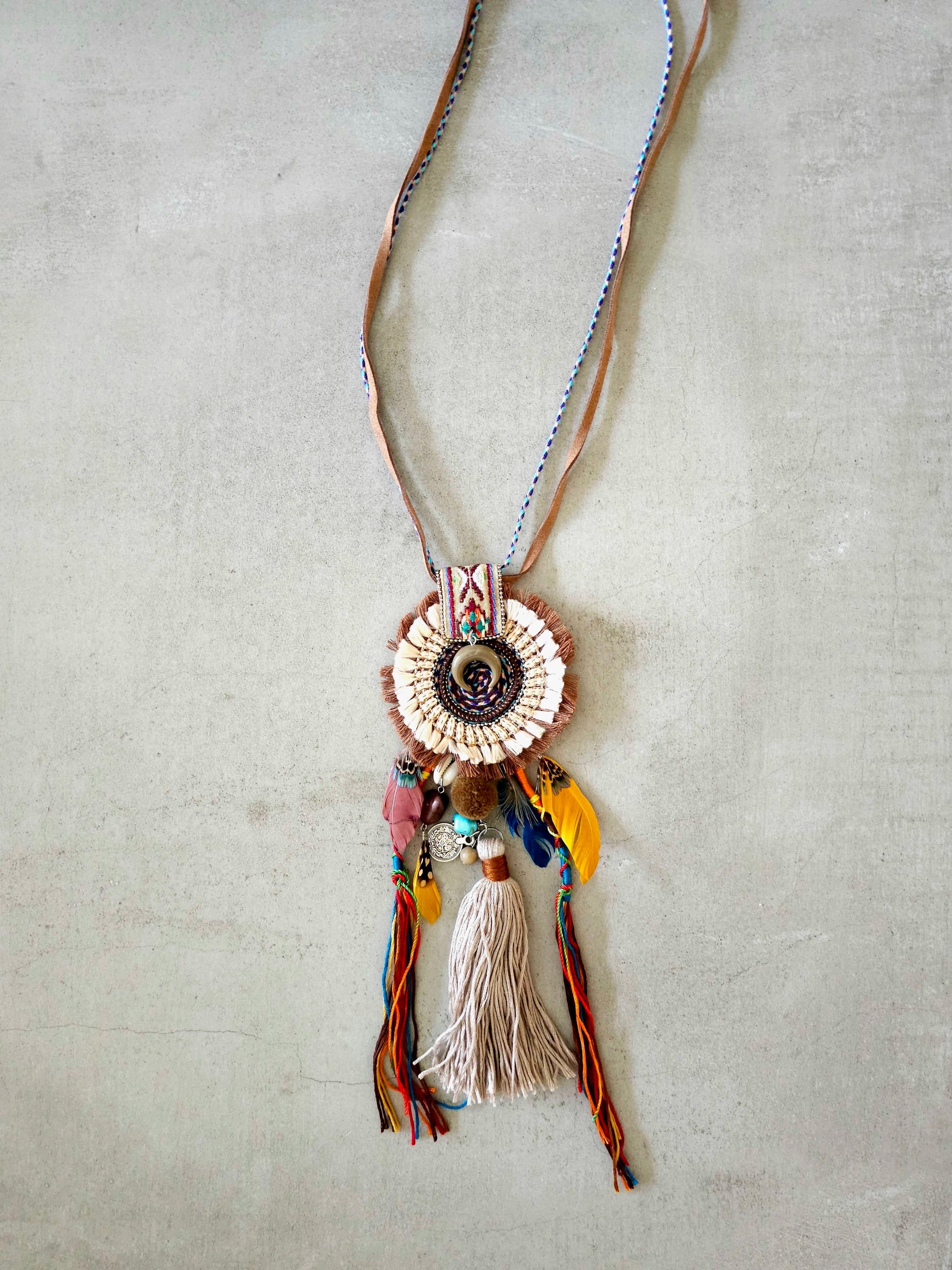 Soul Feather Necklace with Vibrant Feathers and Beads