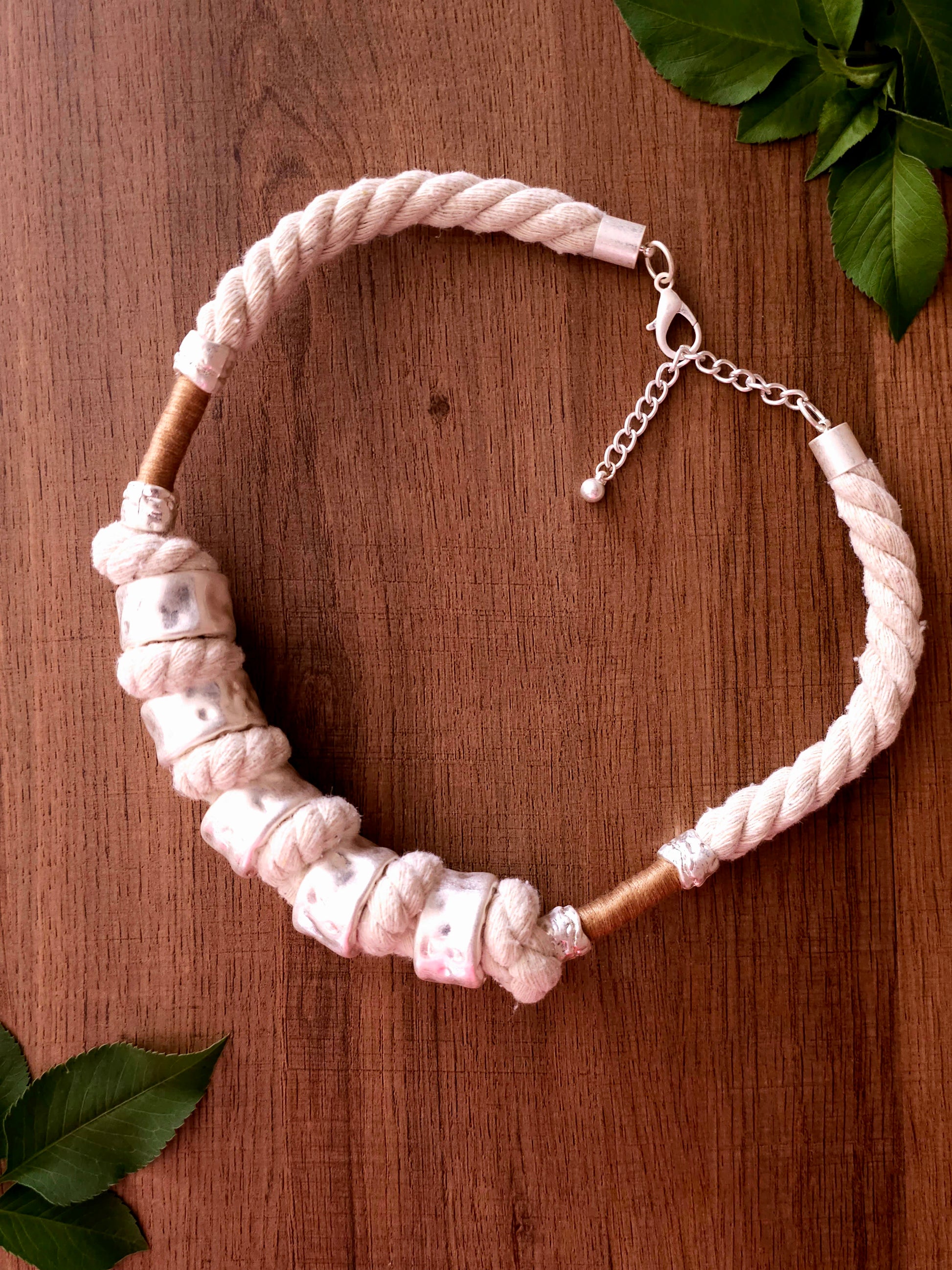 Natural Elegance Necklace with Irregular Beads and Rope Design